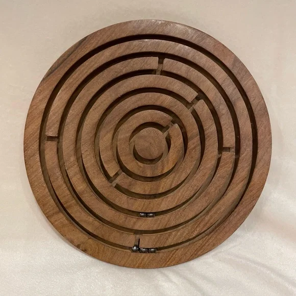 Wooden Labyrinth/Maze Trivet/Coaster - Picture 2 of 16